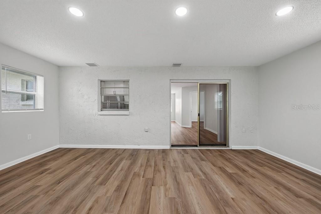 5662 103rd Avenue N, Pinellas Park, FL 33782 Photo