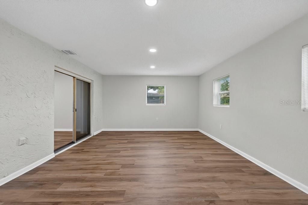 5662 103rd Avenue N, Pinellas Park, FL 33782 Photo