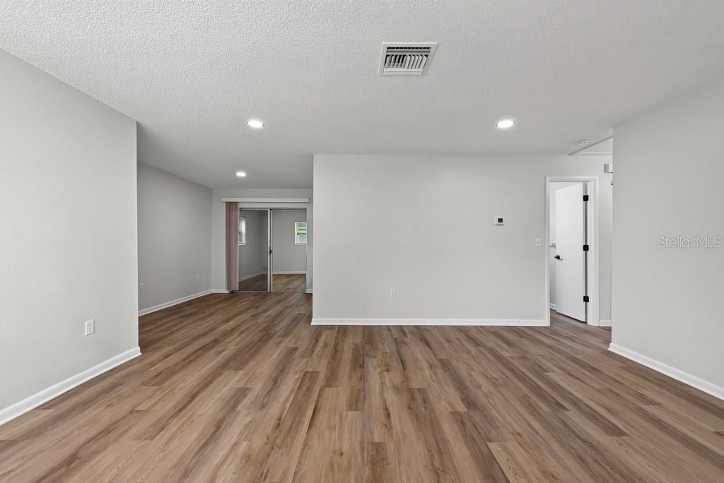 5662 103rd Avenue N, Pinellas Park, FL 33782 Photo