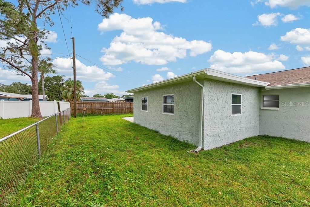 5662 103rd Avenue N, Pinellas Park, FL 33782 Photo