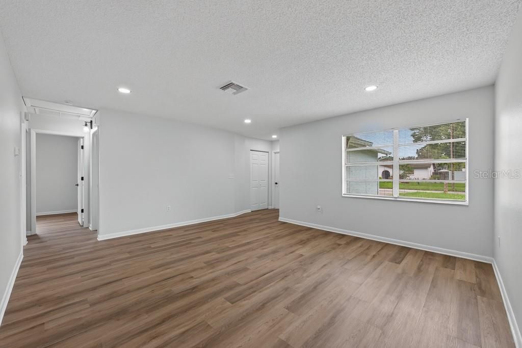 5662 103rd Avenue N, Pinellas Park, FL 33782 Photo