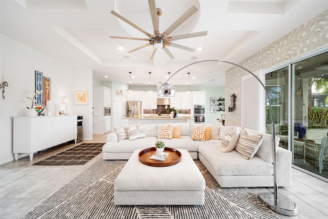 6195 Anise Drive, Sarasota, FL 34238 Photo