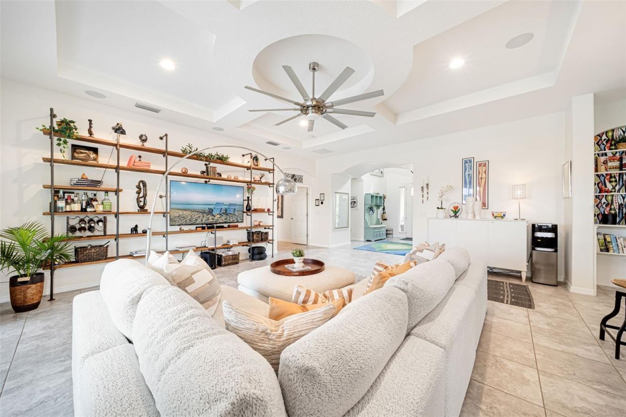 6195 Anise Drive, Sarasota, FL 34238 Photo