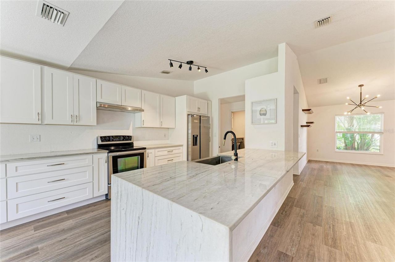 4173 Parry Drive , Sarasota, FL 34241 Photo