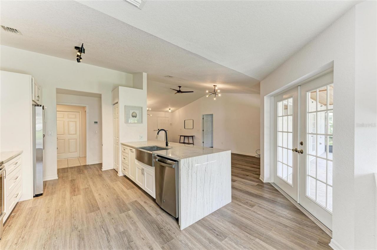 4173 Parry Drive , Sarasota, FL 34241 Photo