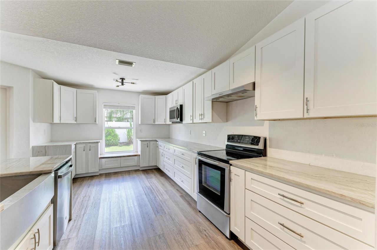 4173 Parry Drive , Sarasota, FL 34241 Photo