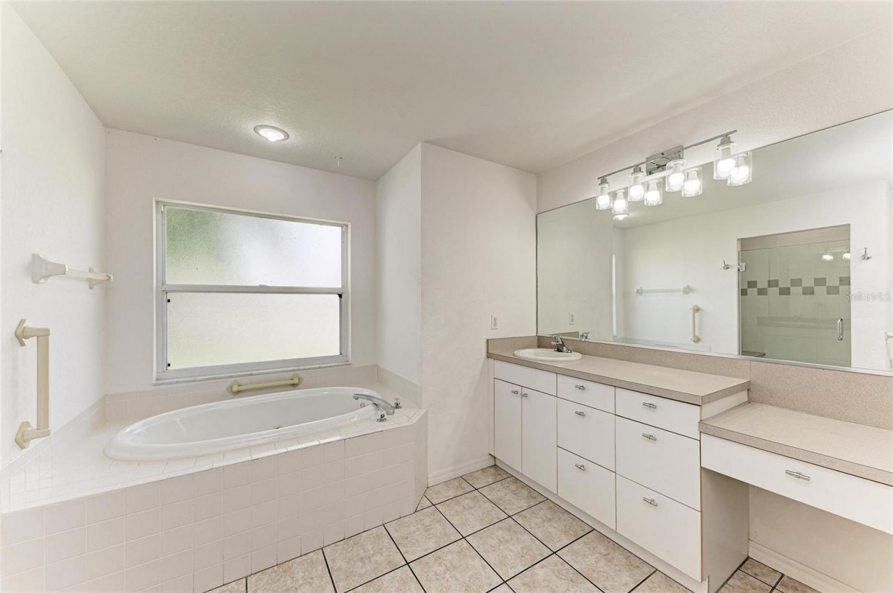 4173 Parry Drive , Sarasota, FL 34241 Photo