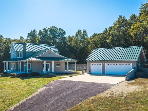 3324 Highway D, Bourbon, MO 65441