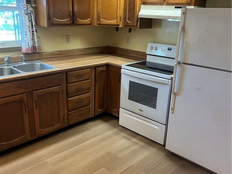 402 E Water Street, Union City, OH 45390 Photo 8