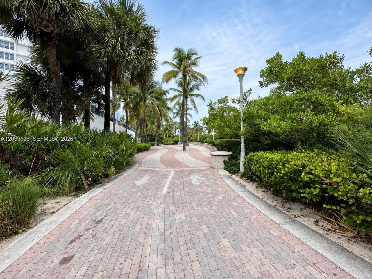 1623 Collins Ave , Unit 220, Miami Beach, FL 33139 Photo