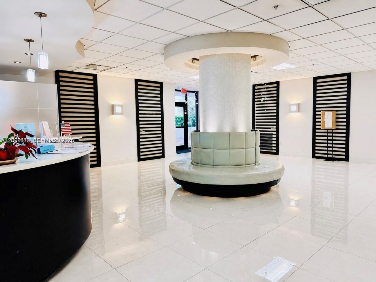 1623 Collins Ave , Unit 220, Miami Beach, FL 33139 Photo