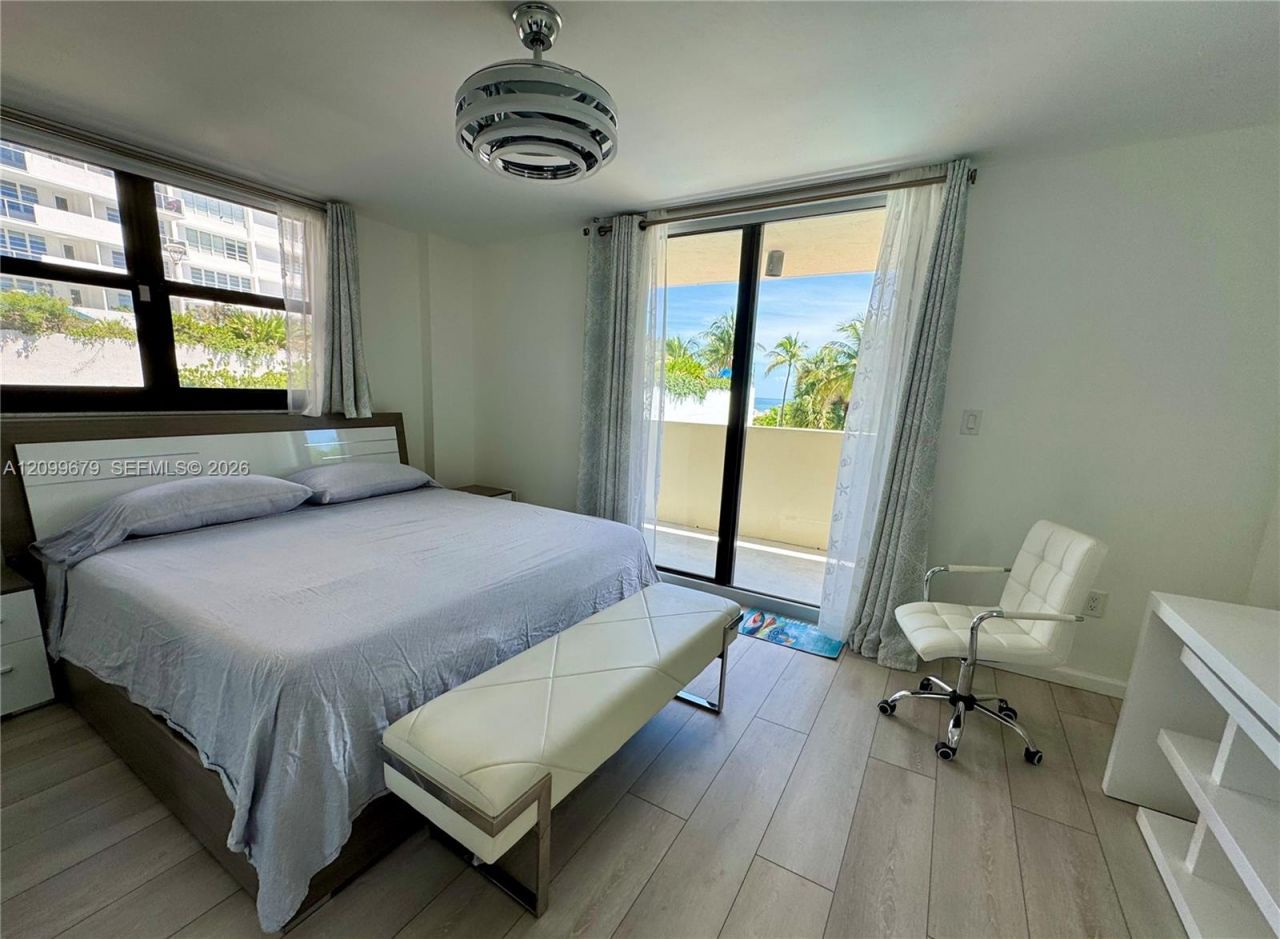 1623 Collins Ave , Unit 220, Miami Beach, FL 33139 Photo