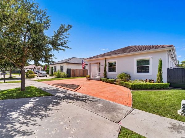 14940 NW 89th Ave , Miami Lakes, FL 33018