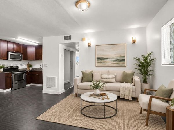 37 SW 14th St , Unit 18, Dania Beach, FL 33004