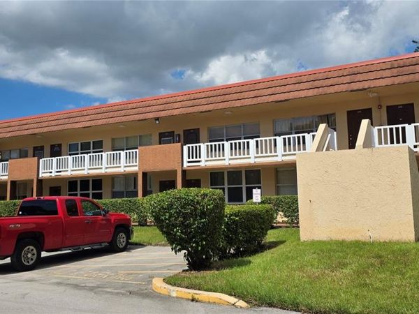 8851 Sunrise Lakes Blvd , Unit 213, Sunrise, FL 33322