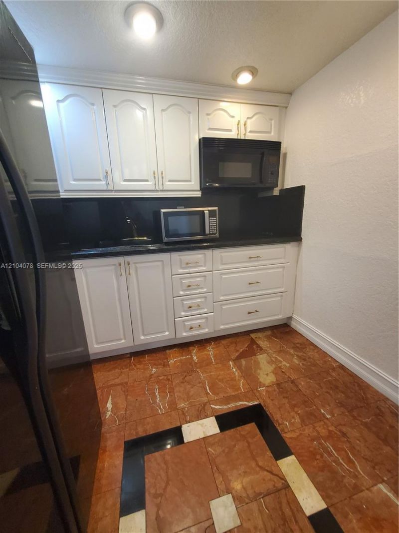 8851 Sunrise Lakes Blvd , Unit 213, Sunrise, FL 33322 Photo