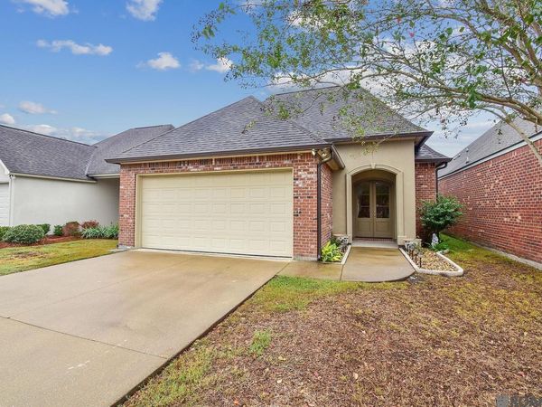 7916 Seville Ct, Baton Rouge, LA 70820