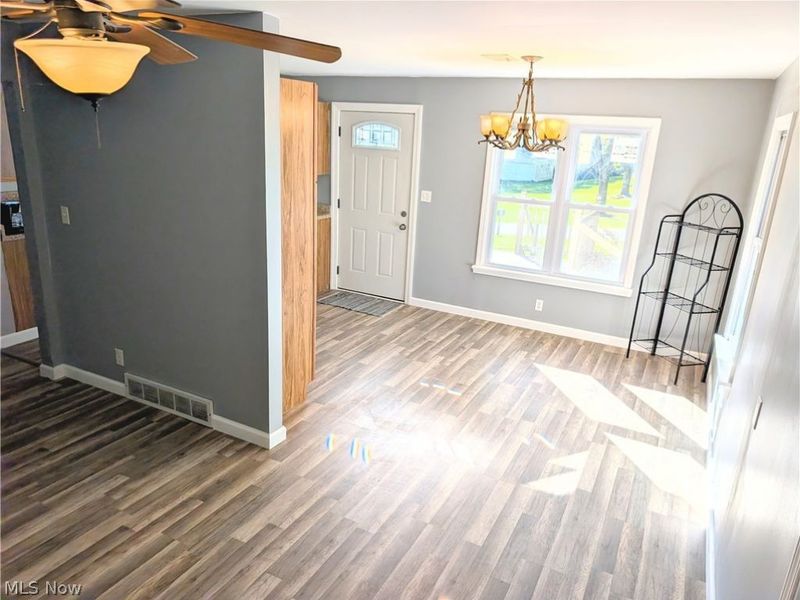 2177 Par Drive, Akron, OH 44312 Photo 7