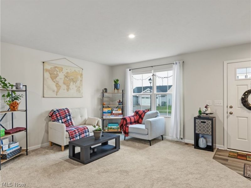 2632 Bishop Oval, Barberton, OH 44203 Photo 6