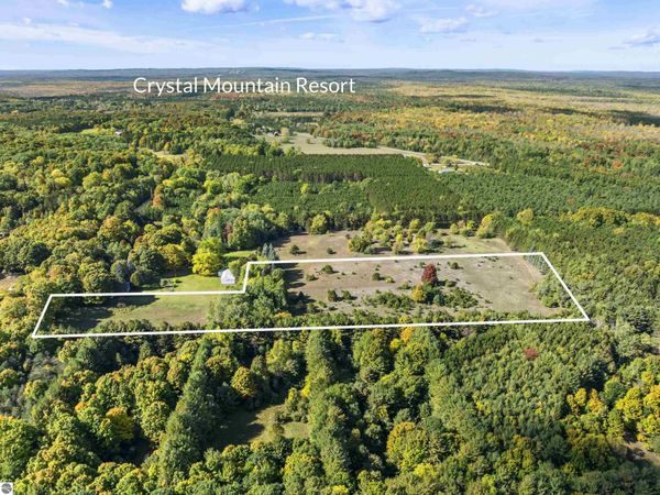 10 Stanton Road, Thompsonville, MI 49683