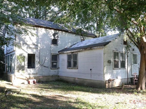4514 N 3rd Street, Luna Pier, MI 48157