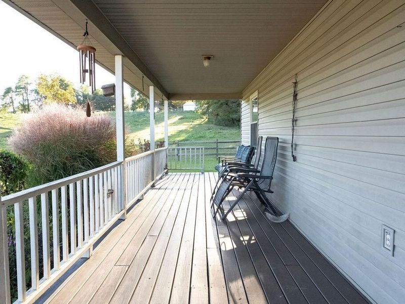 23961 Caves Road, Gambier, OH 43022 Photo 9