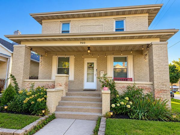 900 Grand Ave, Racine, WI 53403