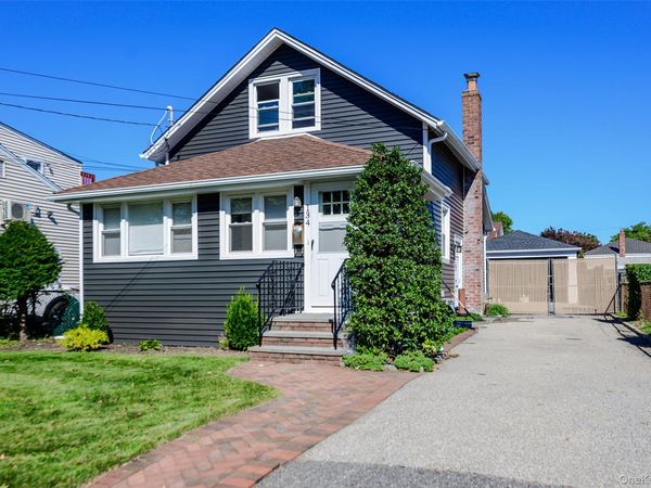 134 Soper Street , Oceanside, NY 11572