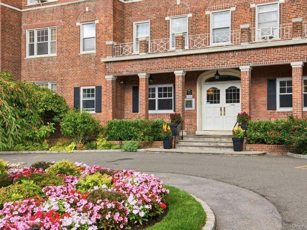 50 N Broadway , Unit 1J, White Plains, NY 10603