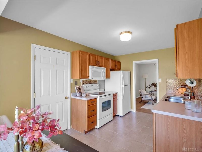 50 W Market Street, Springboro, OH 45066 Photo 18