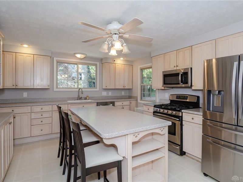 355 East Drive, Oakwood, OH 45419 Photo 15