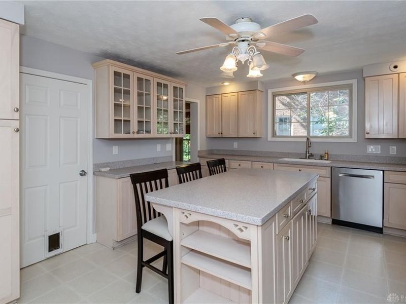 355 East Drive, Oakwood, OH 45419 Photo 16