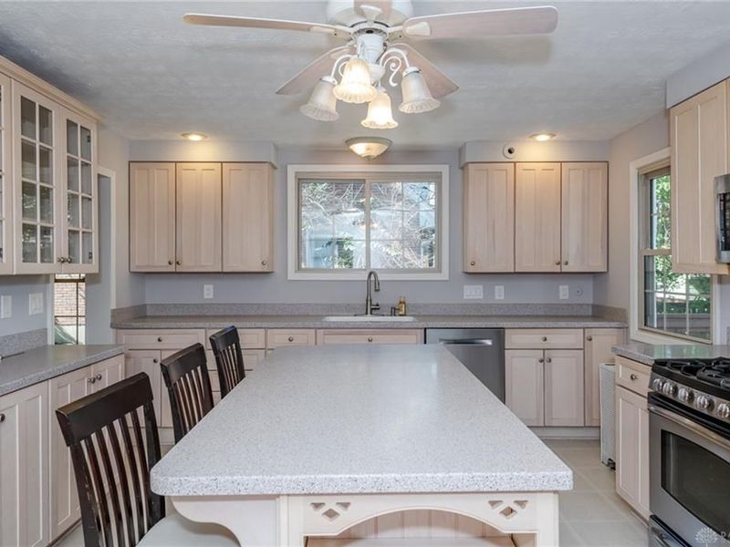 355 East Drive, Oakwood, OH 45419 Photo 17