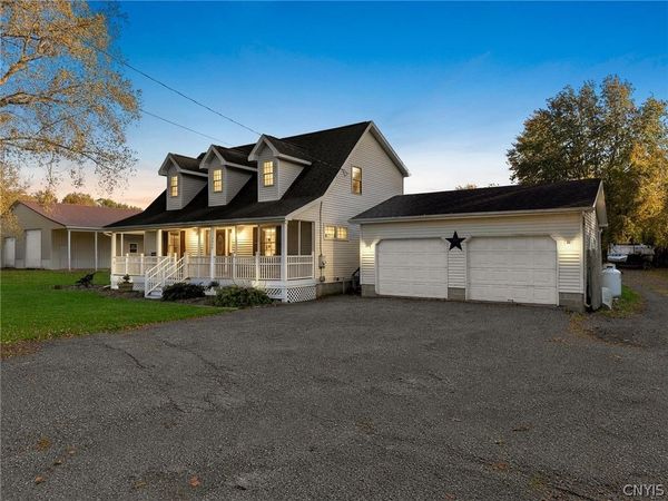 3954 Bonstead Road, Clay, NY 13041