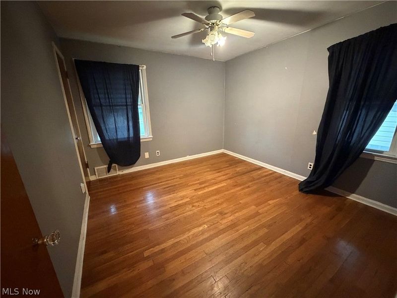 11509 Chester Road, Garfield Heights, OH 44125 Photo 11