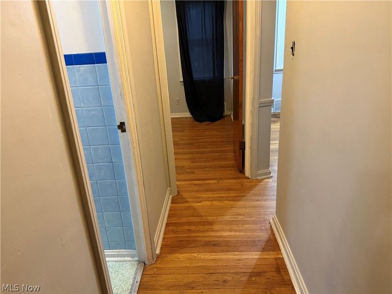 11509 Chester Road, Garfield Heights, OH 44125 Photo 12