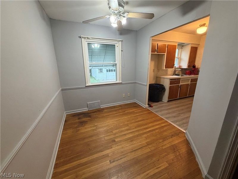 11509 Chester Road, Garfield Heights, OH 44125 Photo 7