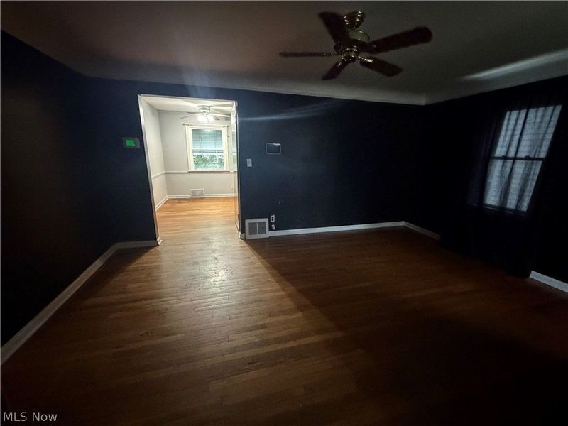 11509 Chester Road, Garfield Heights, OH 44125 Photo 9