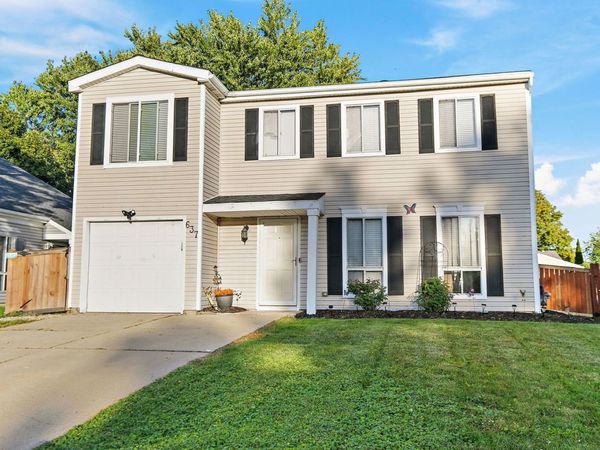 637 Tahoe Court , Carol Stream, IL 60188