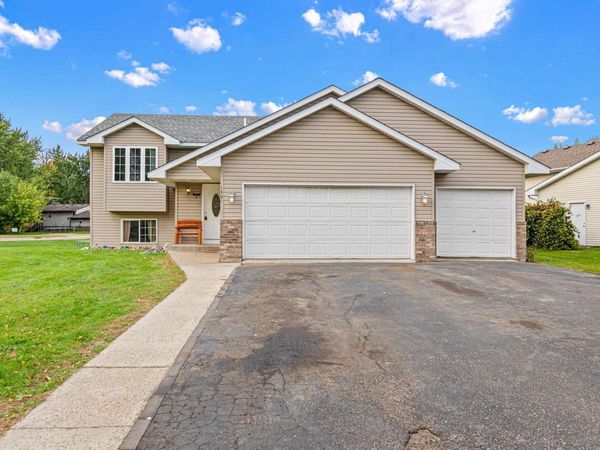 1601 Maple Avenue, Buffalo, MN 55313