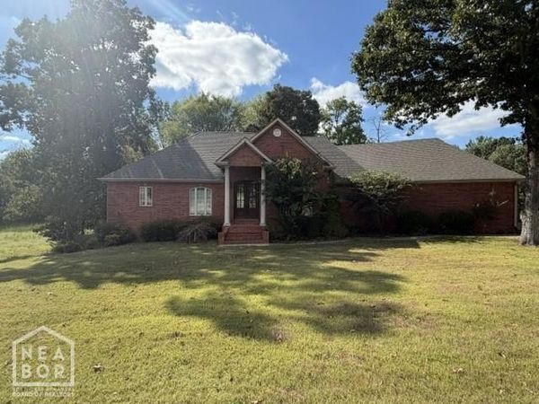 3100 Bronze Leaf, Paragould, AR 72450