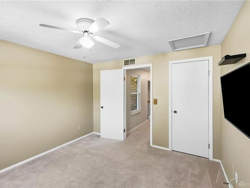 8209 Schoolgate Drive, Dayton, OH 45424 Photo 19