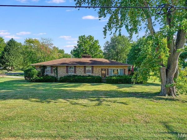 355 Glen Carbon Road , Glen Carbon, IL 62034