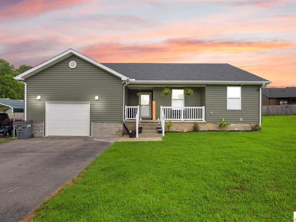 52 Jessica Avenue , Glasgow, KY 42141