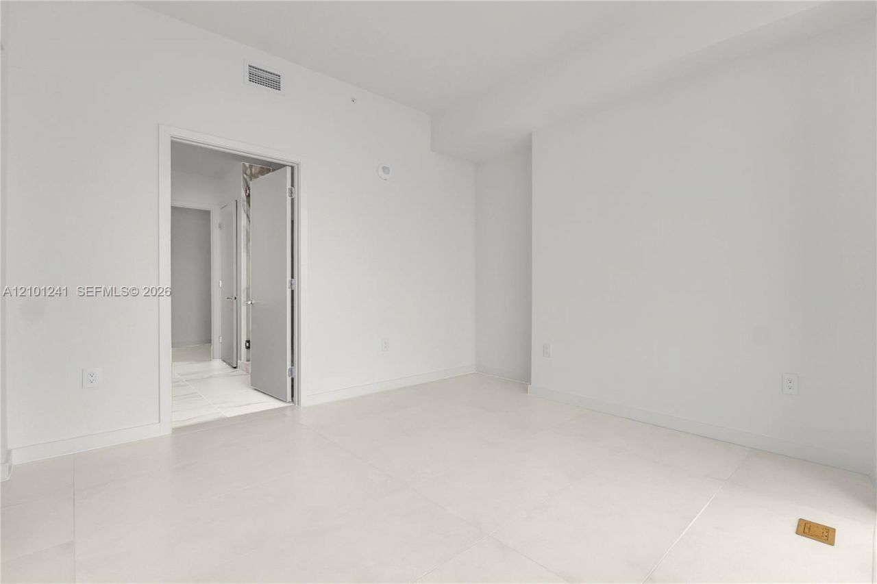 1400 Biscayne, Unit 1901, Miami, FL 33132 Photo