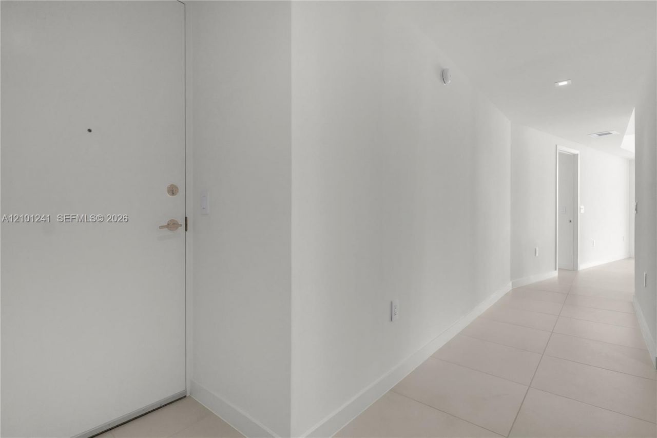 1400 Biscayne, Unit 1901, Miami, FL 33132 Photo