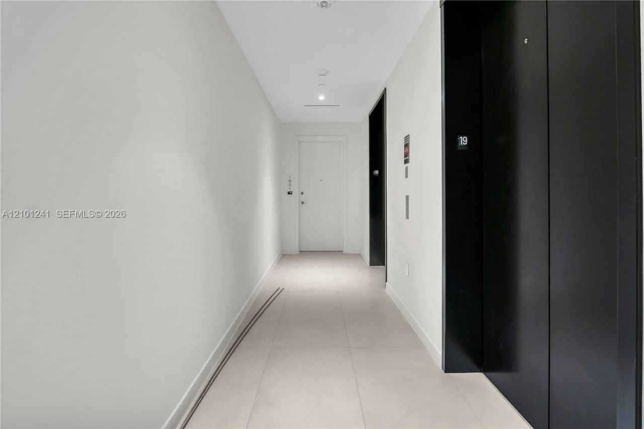 1400 Biscayne, Unit 1901, Miami, FL 33132 Photo