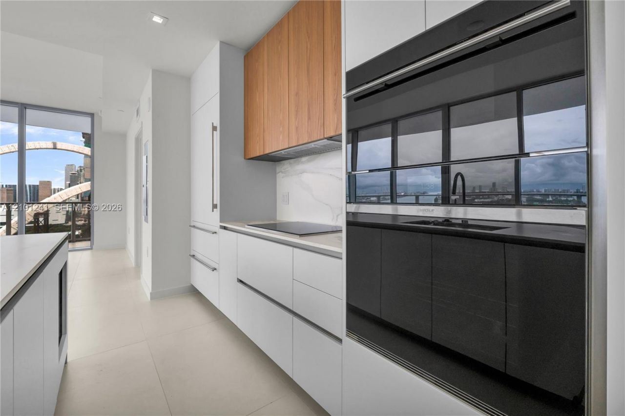 1400 Biscayne, Unit 1901, Miami, FL 33132 Photo