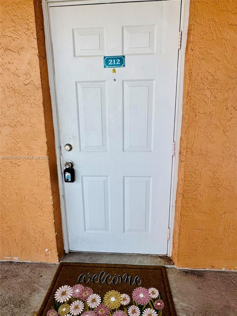 6900 SW 39th St, Unit 212K, Davie, FL 33314 Photo