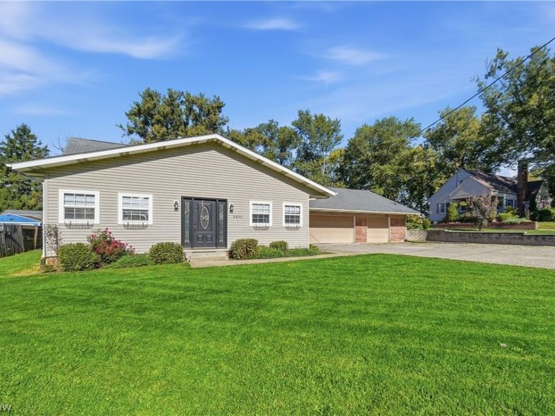 6499 Navarre Road SW, Navarre, OH 44662 Photo 3